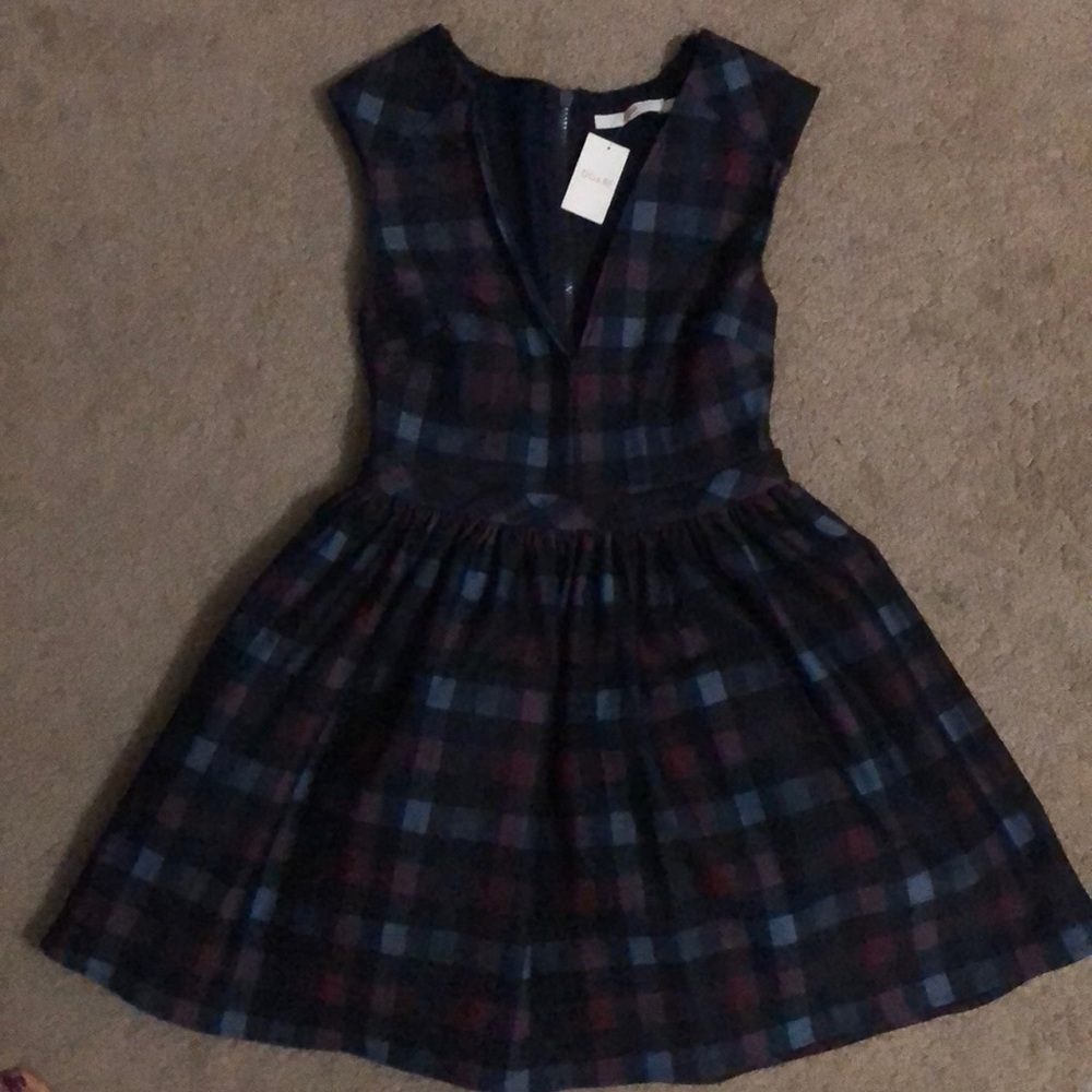 Brand new Navy plaid print.